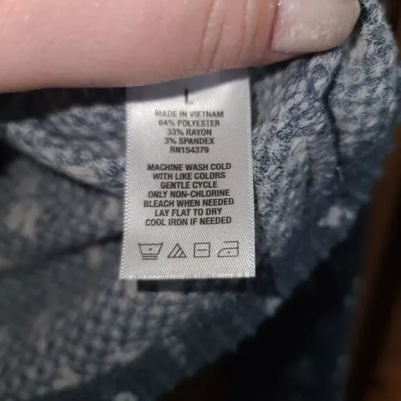 Aeropostale Long Sleeve Floral Shrunken Tee Size L - Picture 5 of 8